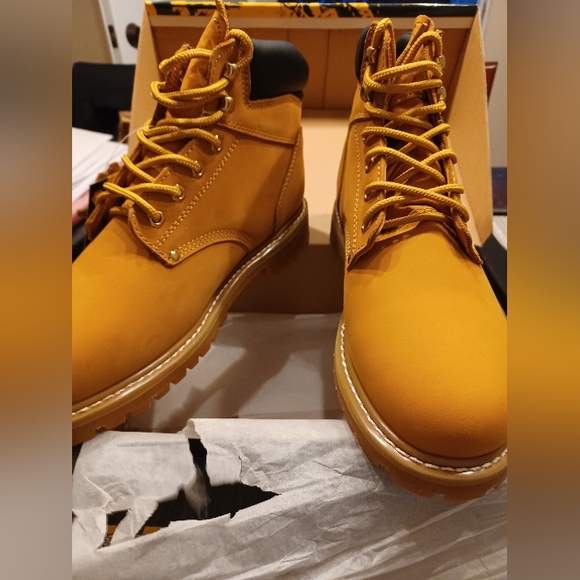 Work boots - Picture 3 of 6